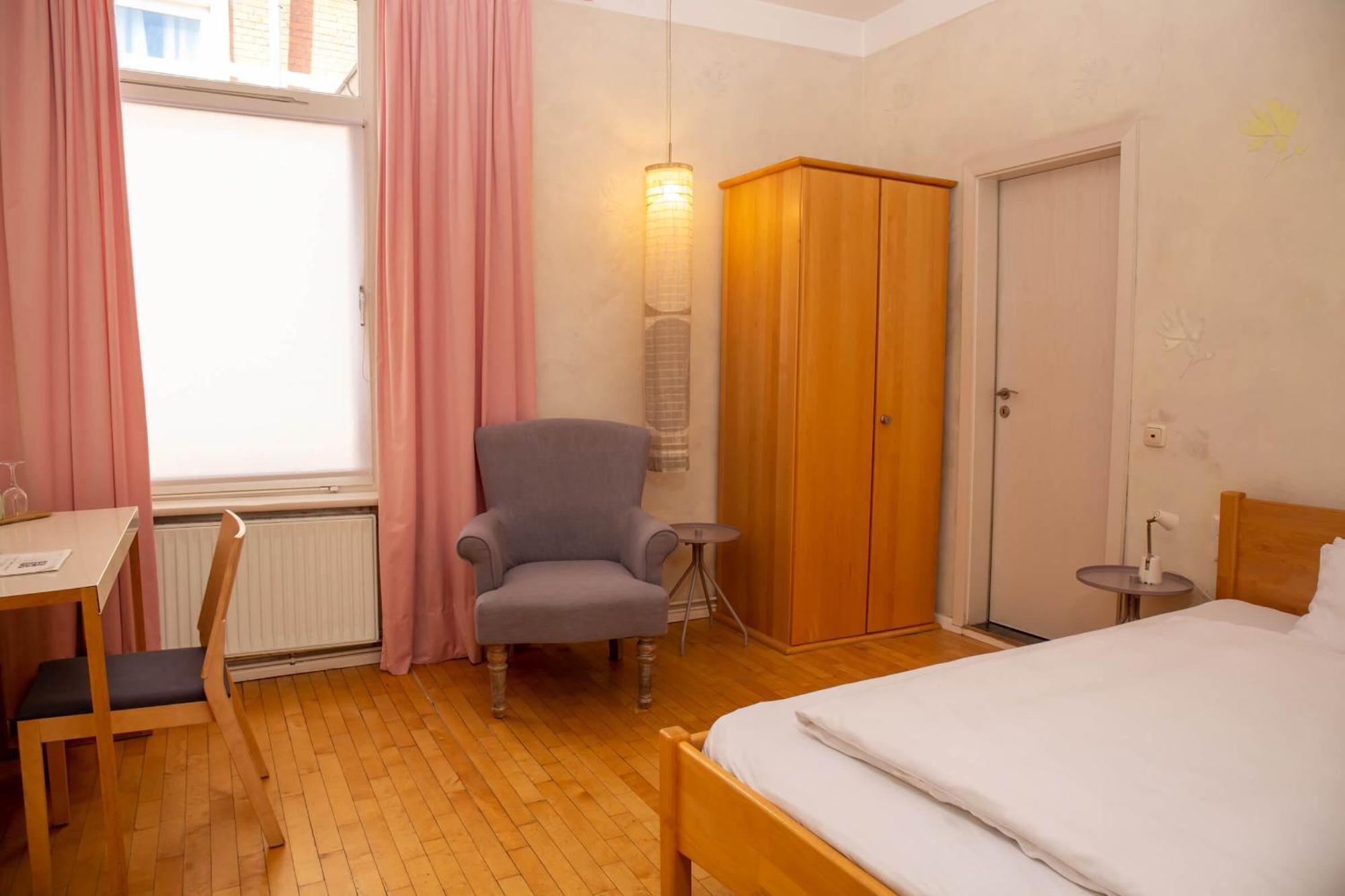 Hotel Tafelfreuden Ольденбург Экстерьер фото