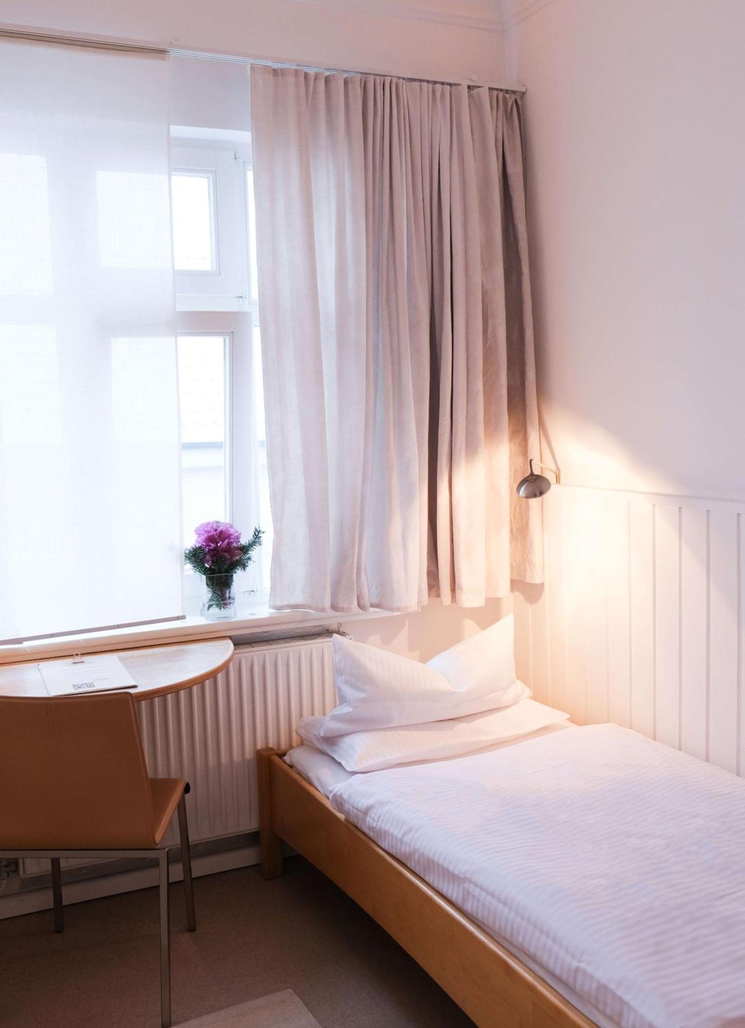 Hotel Tafelfreuden Ольденбург Экстерьер фото